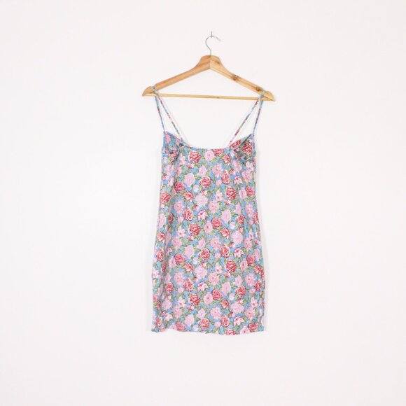 Motel Alvina Bodycon Dress In Bloom Floral Blue Base - Picture 9 of 9